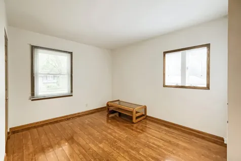 1611 Moore Avenue Streamwood IL 60107