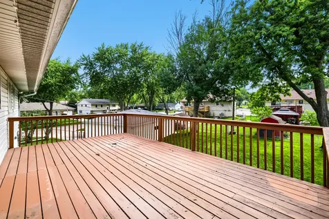 1611 Moore Avenue Streamwood IL 60107