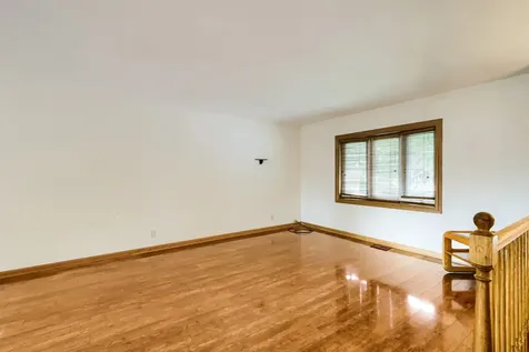 1611 Moore Avenue Streamwood IL 60107