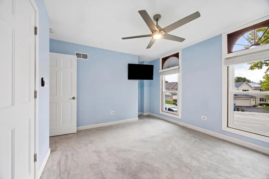 6076 Angel Lane Lisle IL 60532