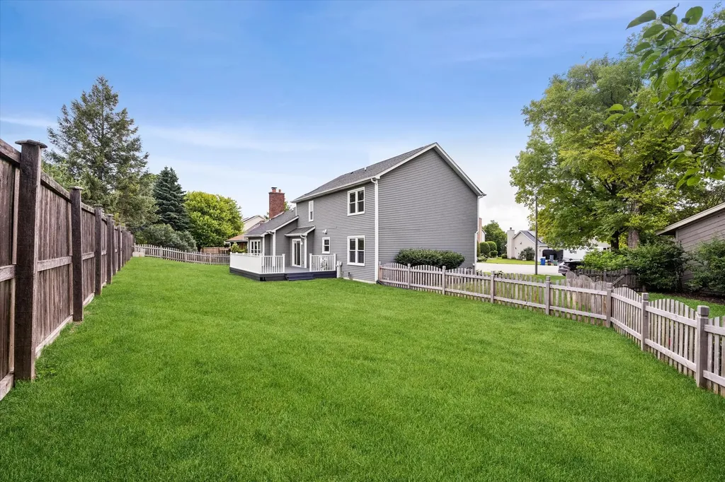 6076 Angel Lane Lisle IL 60532