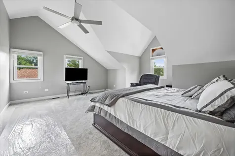 6076 Angel Lane Lisle IL 60532