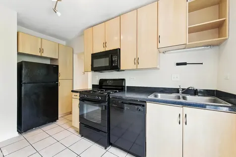 1301 East 71st Place Chicago IL 60619