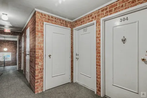 727 South Maple Avenue Oak Park IL 60304