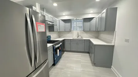 5226 North Bernard Street Chicago IL 60625