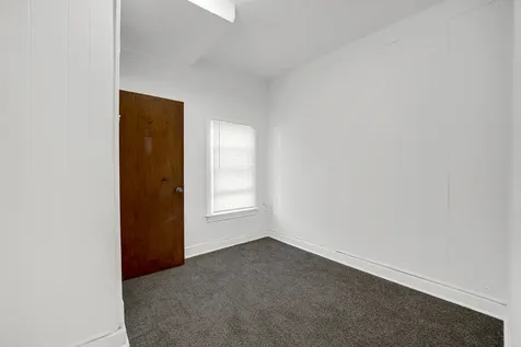 120 East Kensington Avenue Chicago IL 60628