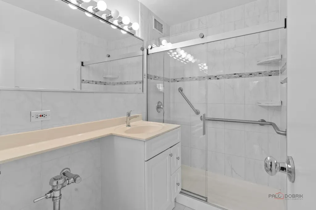 247 East Chestnut Street Chicago IL 60611