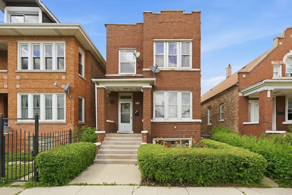 3116 West 53rd Place Chicago IL 60632