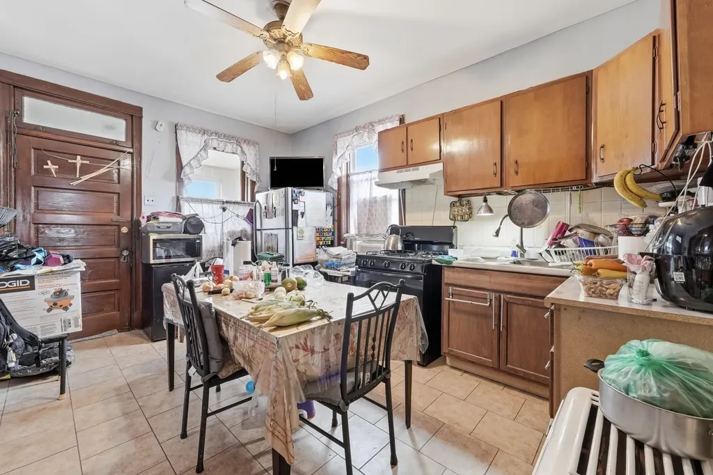 3116 West 53rd Place Chicago IL 60632