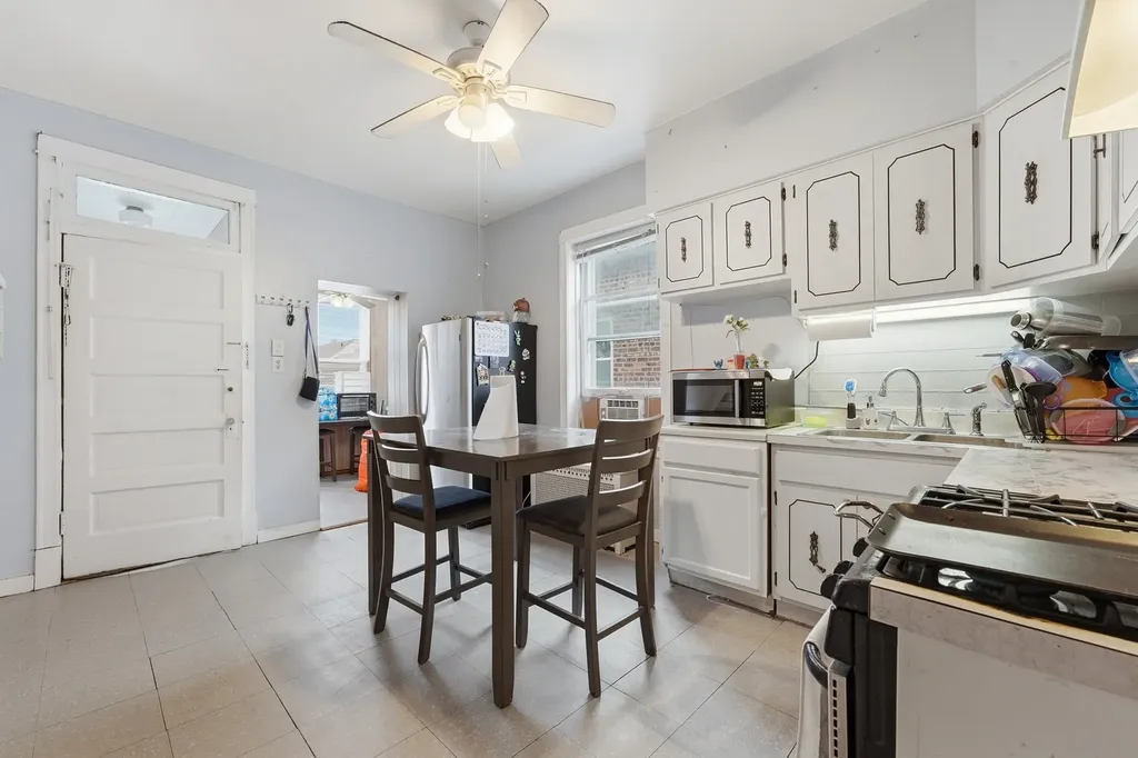 3116 West 53rd Place Chicago IL 60632