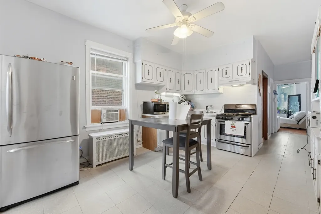3116 West 53rd Place Chicago IL 60632