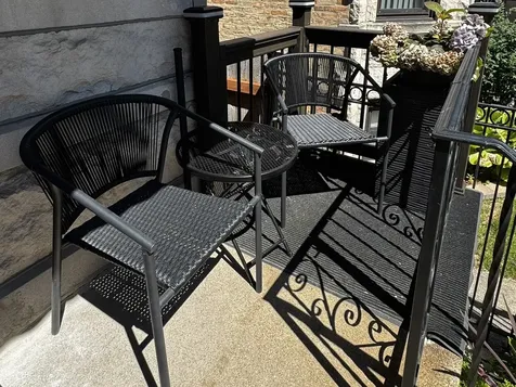 2424 North Mozart Street Chicago IL 60647