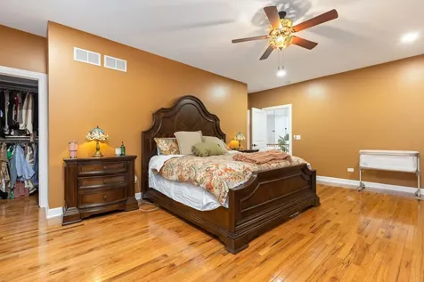 7019 168TH Street Tinley Park IL 60477