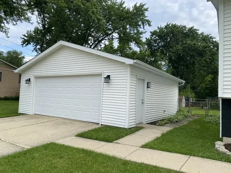 1244 Walnut Avenue Hanover Park IL 60133