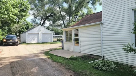 1826 West 1st Street Dixon IL 61021