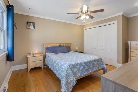 8219 West Summerdale Avenue Chicago IL 60656