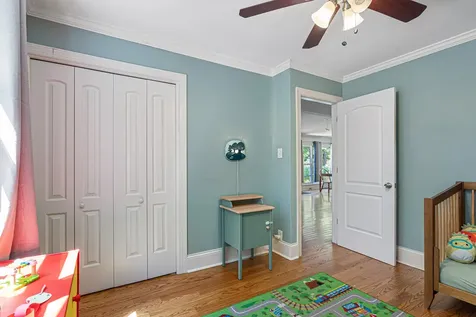 8219 West Summerdale Avenue Chicago IL 60656