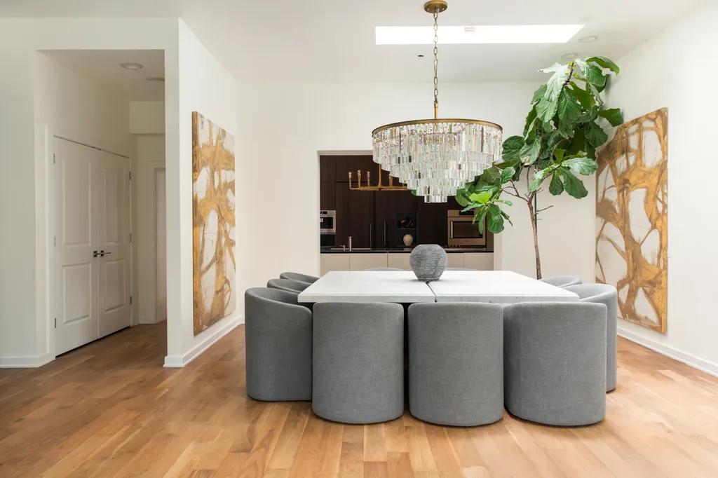 22 East Elm Street Chicago IL 60611