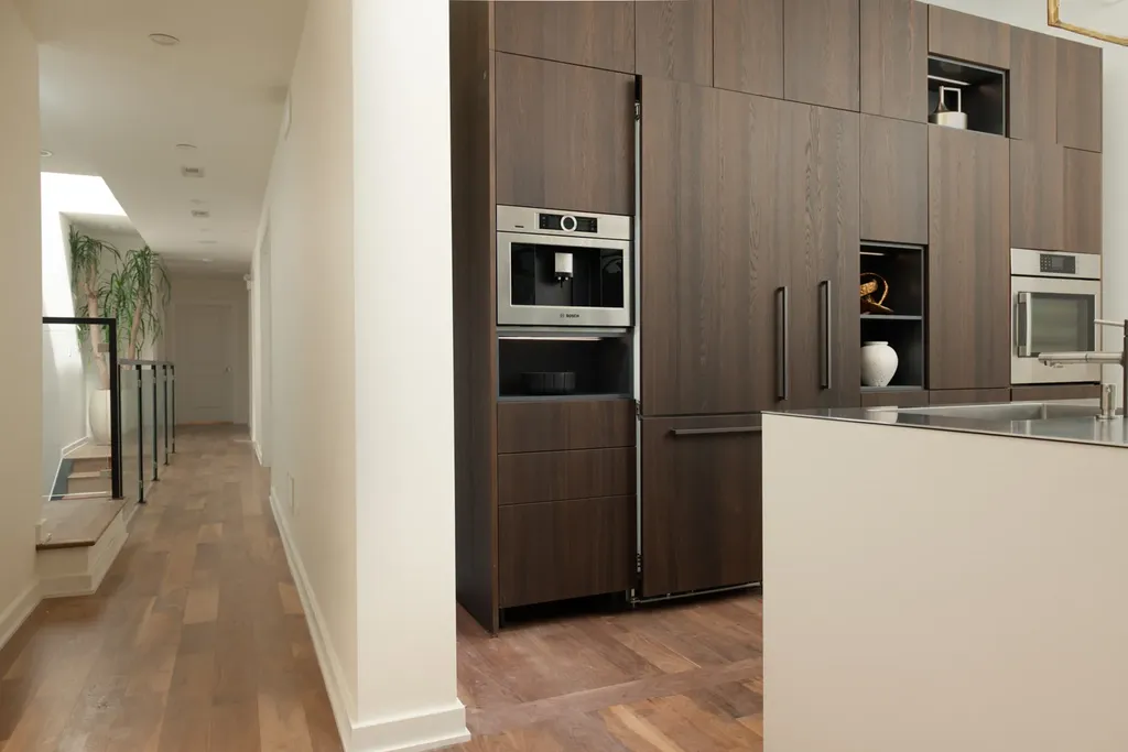 22 East Elm Street Chicago IL 60611
