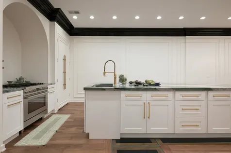 22 East Elm Street Chicago IL 60611