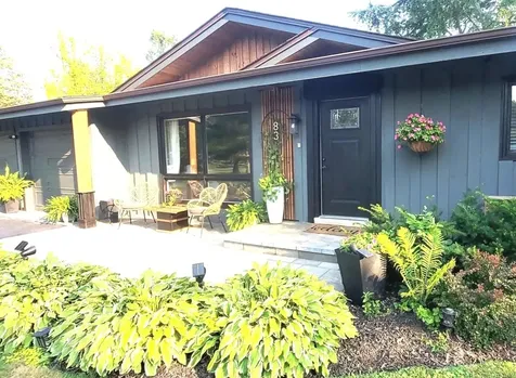 83 Wildwood Drive Barrington IL 60010