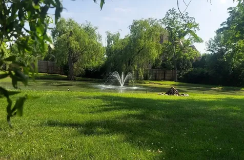 83 Wildwood Drive Barrington IL 60010