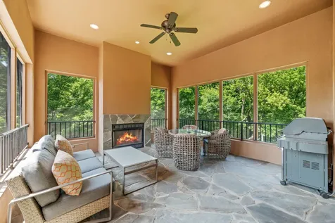 493 Hazel Avenue Highland Park IL 60035
