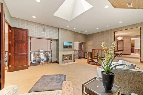 493 Hazel Avenue Highland Park IL 60035