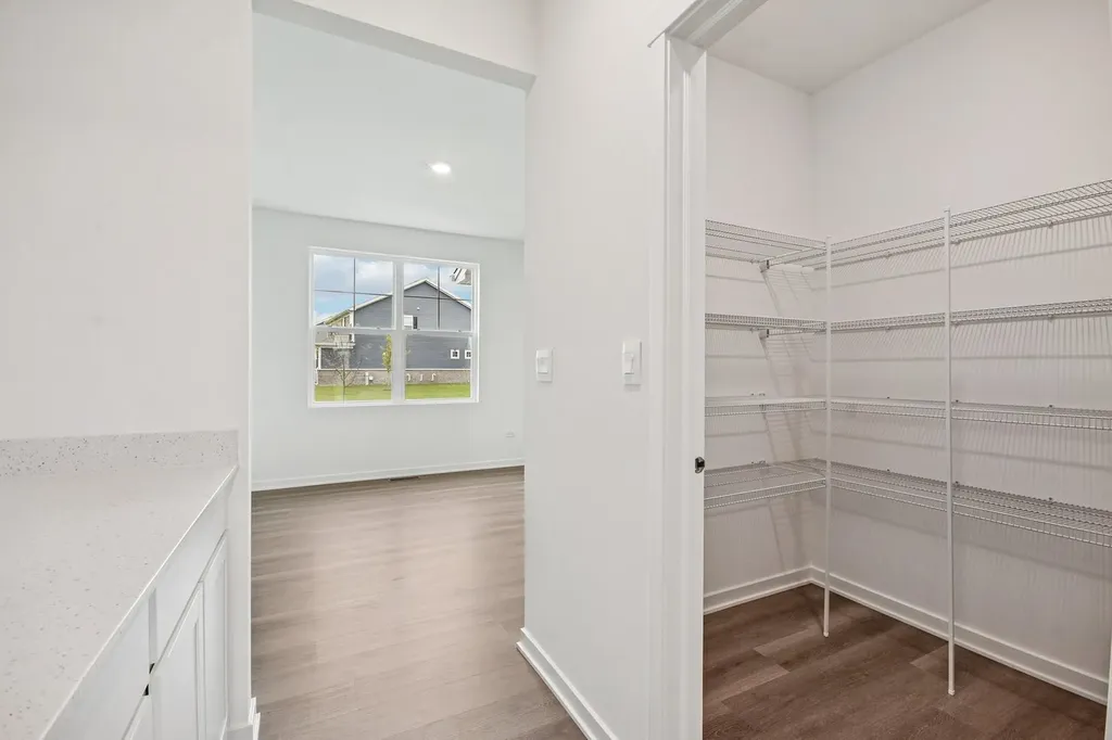 1847 Baler Avenue Aurora IL 60503