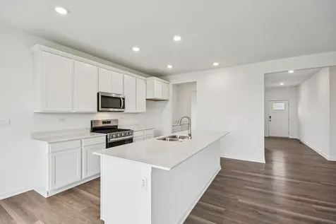 1847 Baler Avenue Aurora IL 60503