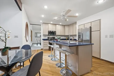 942 Montgomery Court Naperville IL 60540