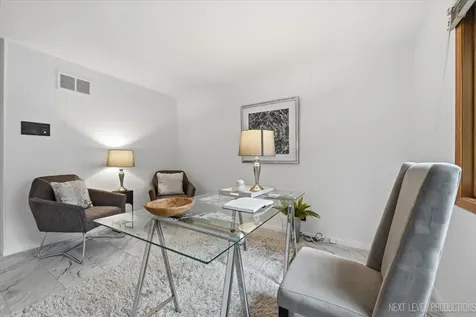 942 Montgomery Court Naperville IL 60540