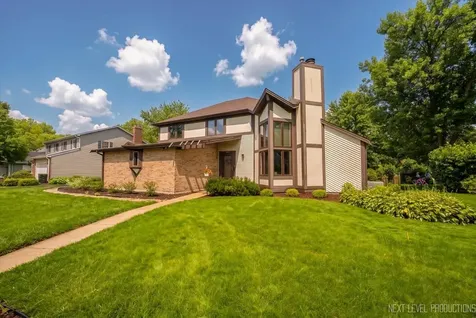 942 Montgomery Court Naperville IL 60540