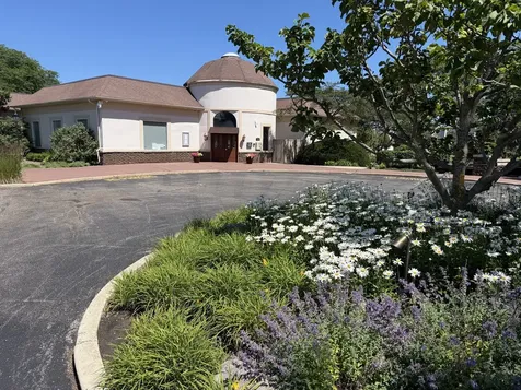 13000 Heiden Circle Lake Bluff IL 60044