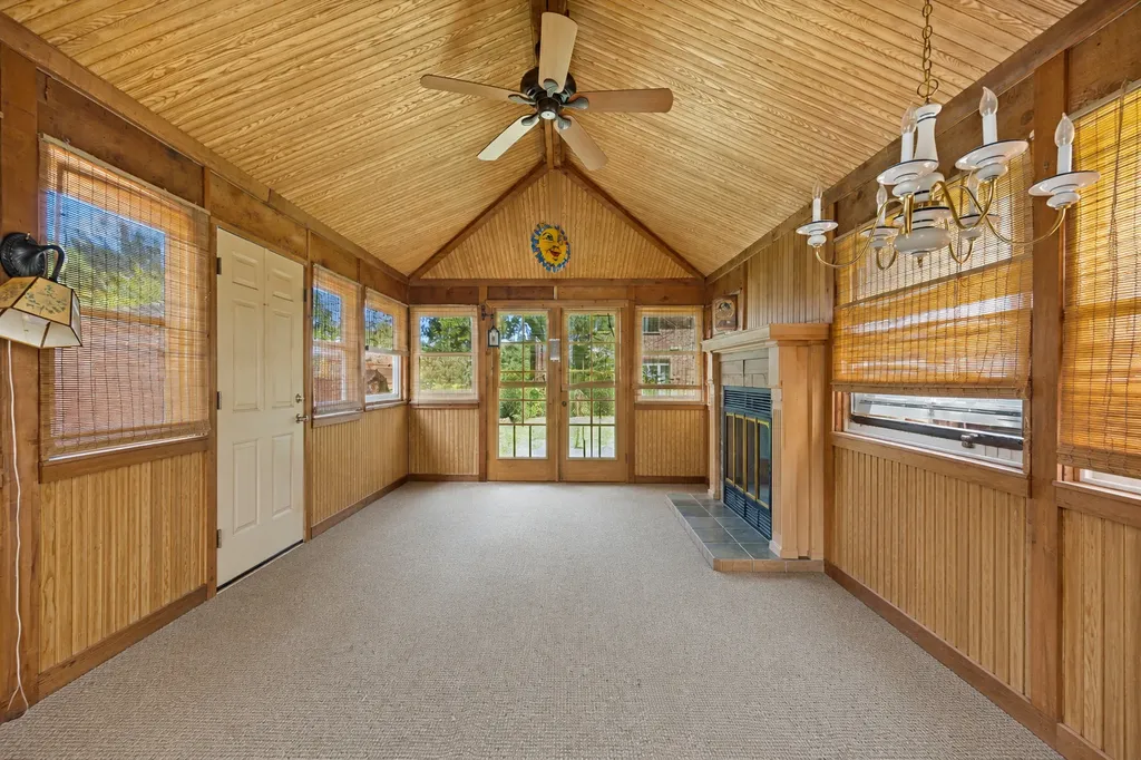 123 South Home Avenue Park Ridge IL 60068