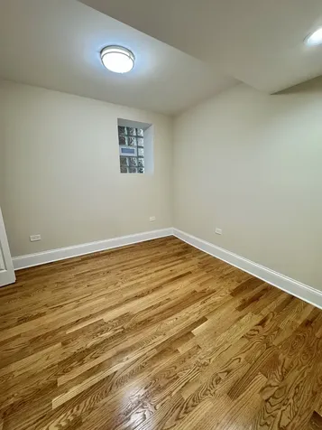 5506 North Glenwood Avenue Chicago IL 60640