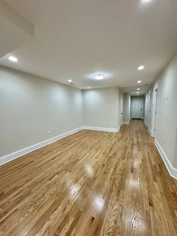 5506 North Glenwood Avenue Chicago IL 60640