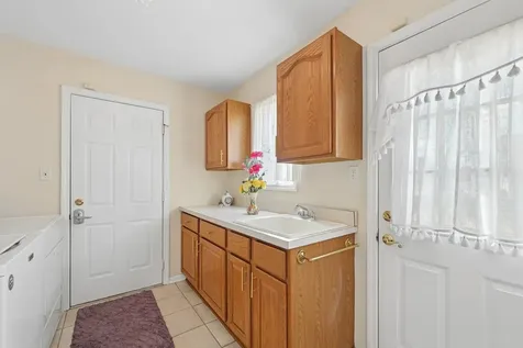18036 Crystal Lane Lansing IL 60438