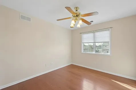 18036 Crystal Lane Lansing IL 60438