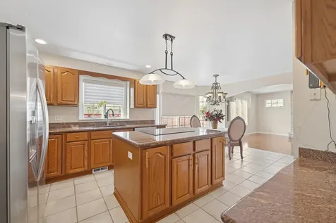 18036 Crystal Lane Lansing IL 60438