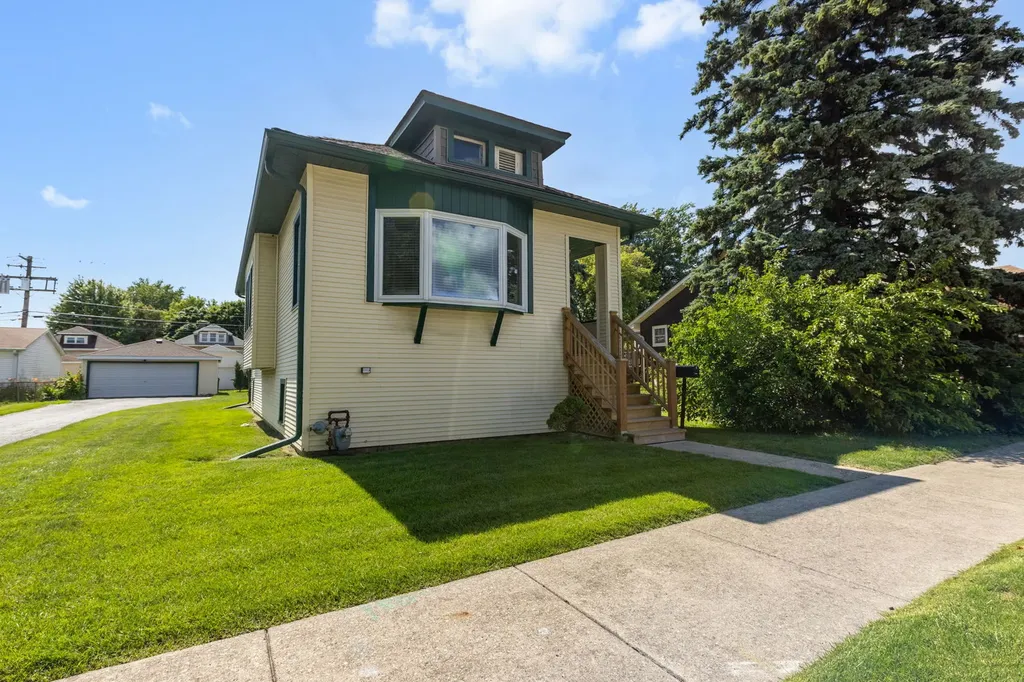 4030 Vernon Avenue Brookfield IL 60513