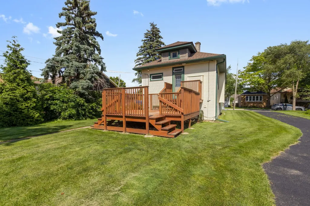 4030 Vernon Avenue Brookfield IL 60513