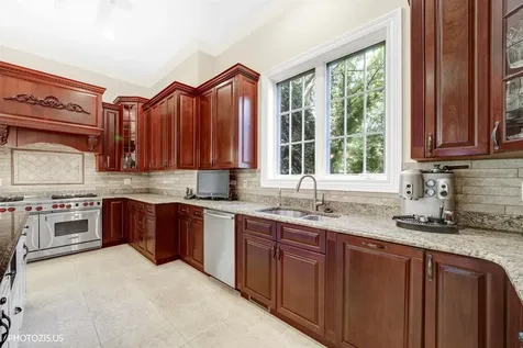 2895 Keystone Road Northbrook IL 60062