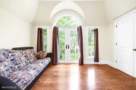 2895 Keystone Road Northbrook IL 60062