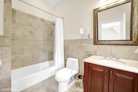 2895 Keystone Road Northbrook IL 60062