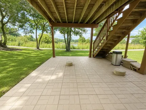 130 Park Ridge Court Aurora IL 60504