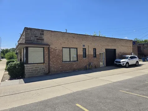 38 North Broadway Street Des Plaines IL 60016