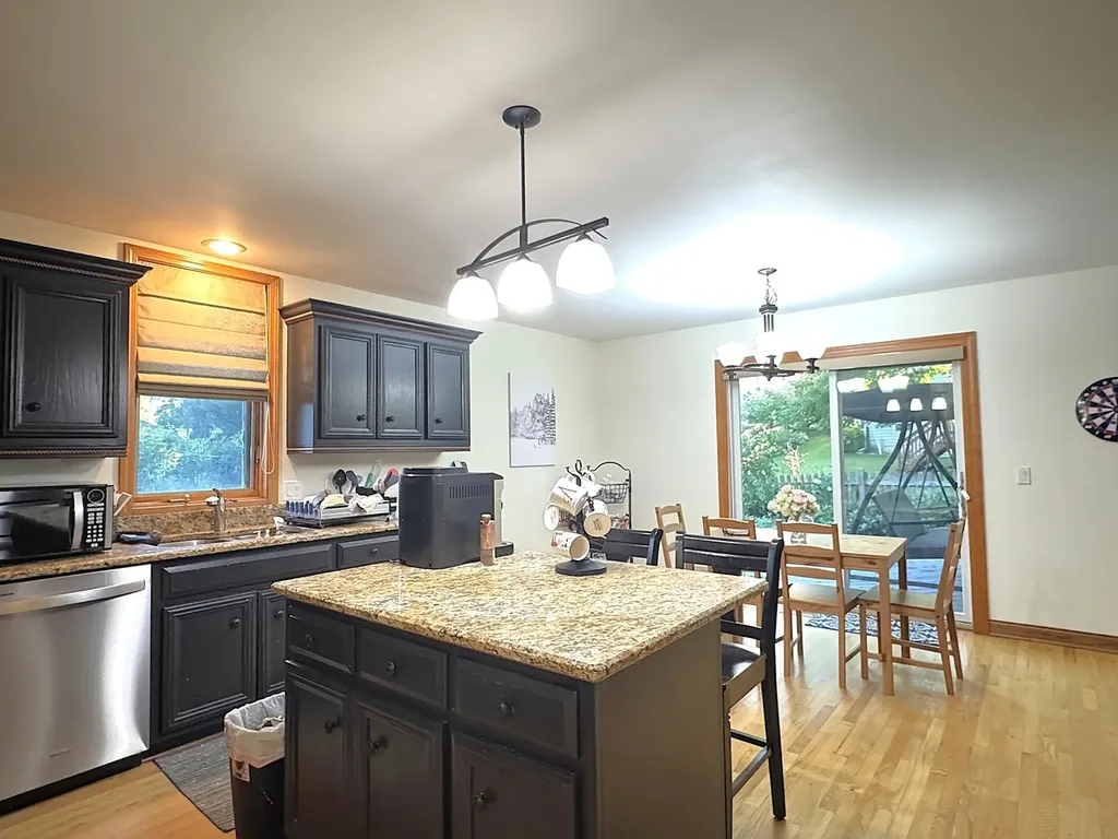 3824 Patty Berg Court Woodridge IL 60517