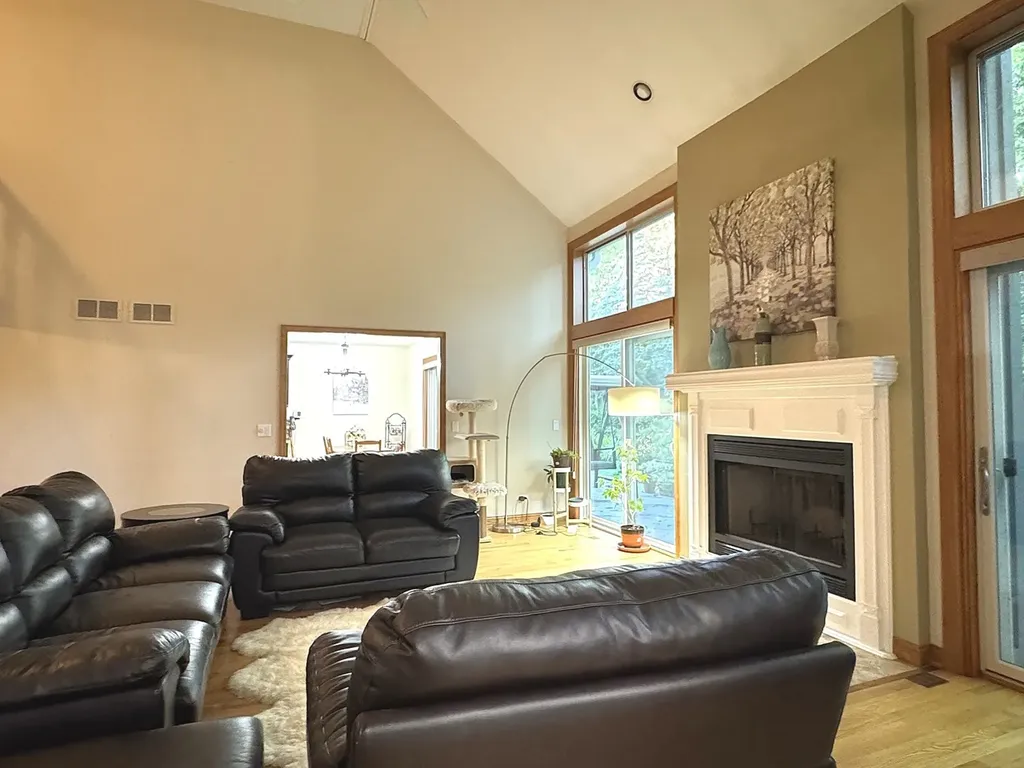 3824 Patty Berg Court Woodridge IL 60517