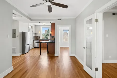 1702 West Catalpa Avenue Chicago IL 60640